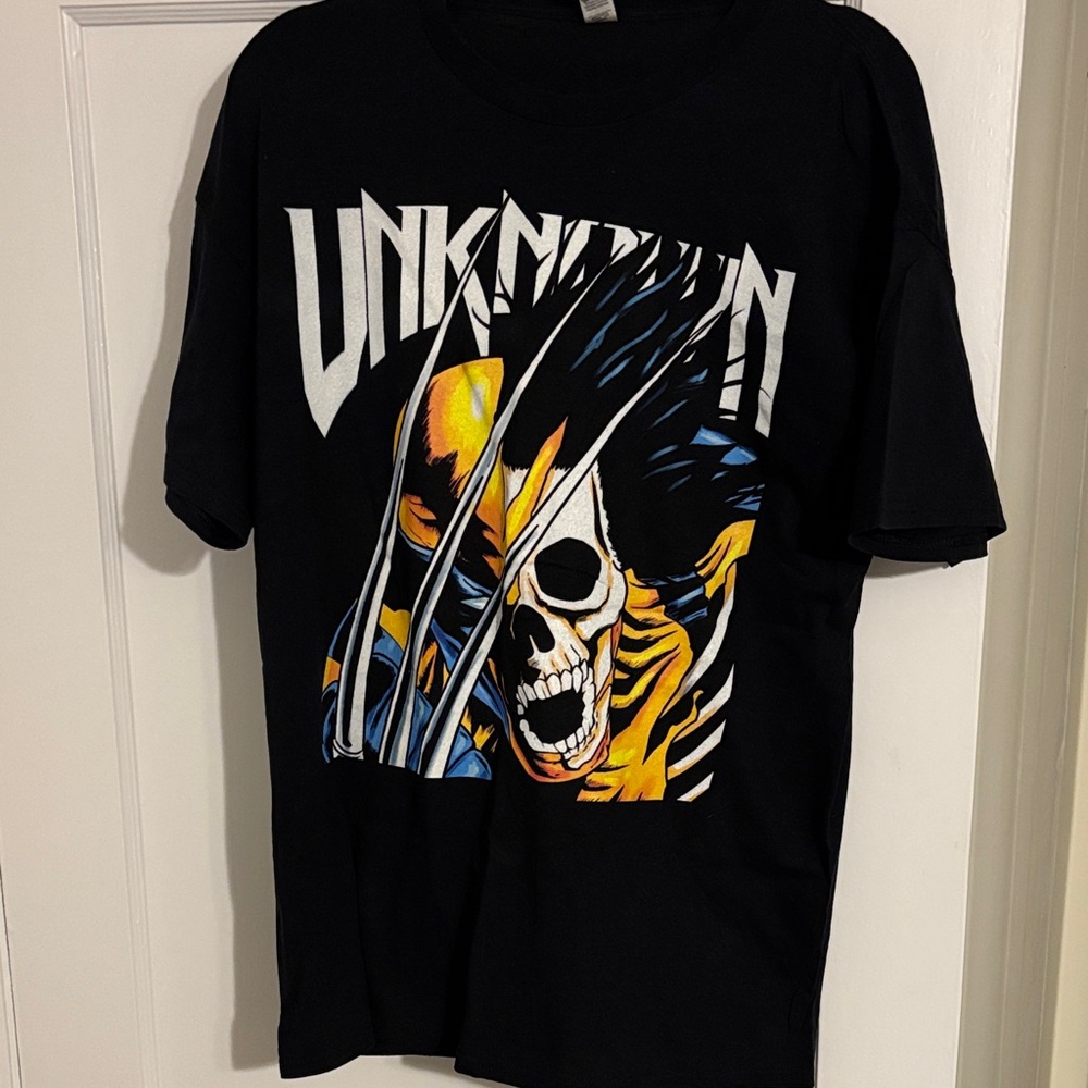 Black Graphic Wolverine T-Shirt